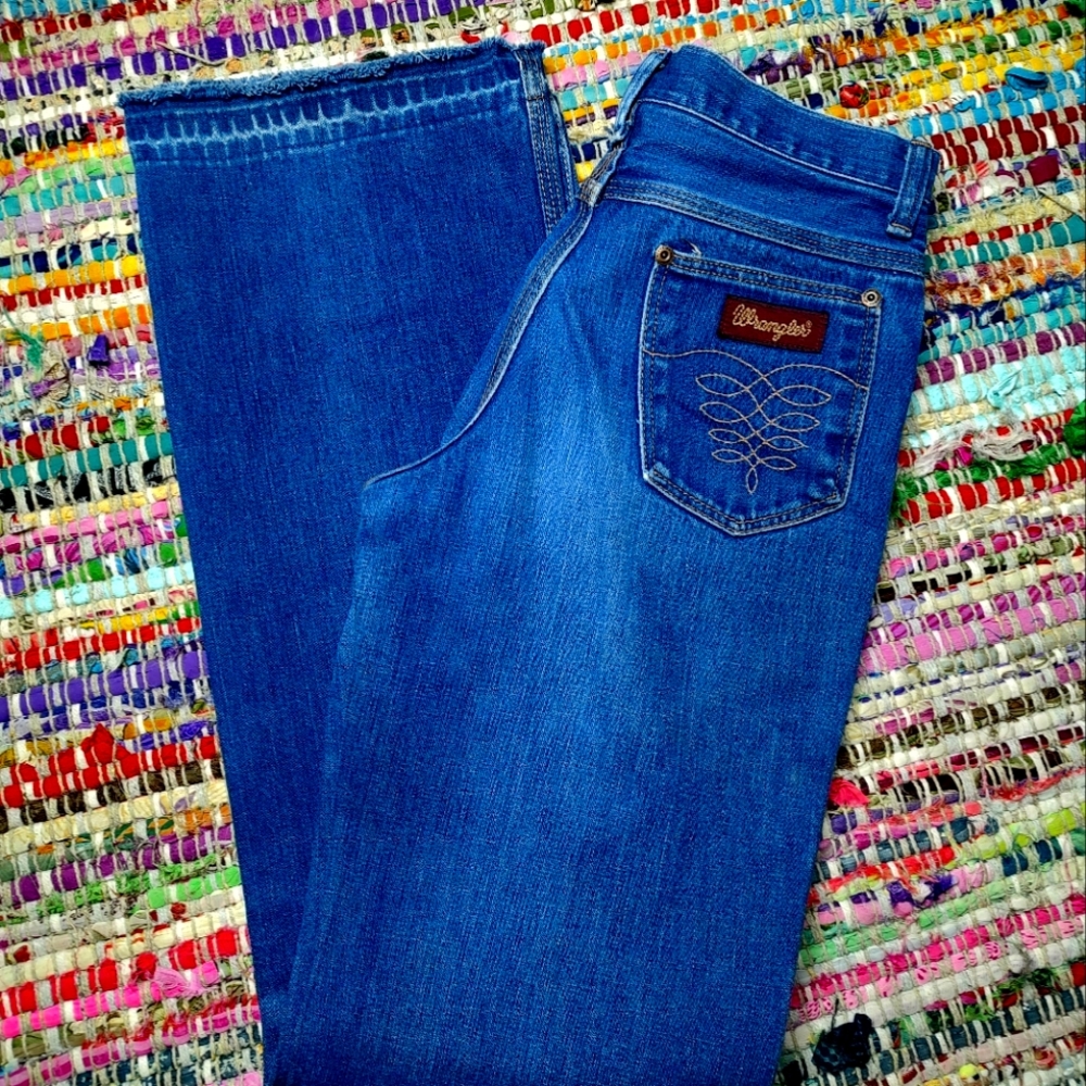 Wrangler Women's Blue Boot Cut Jeans